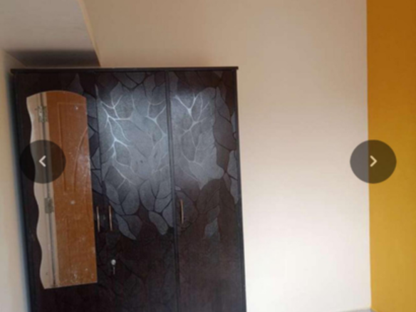 Wardrobe in common bedroom