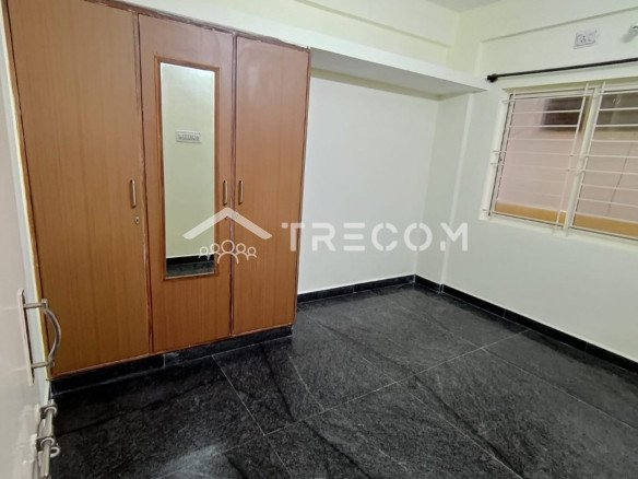 WhatsApp Image 2026 01 07 at 12.07.19 AM