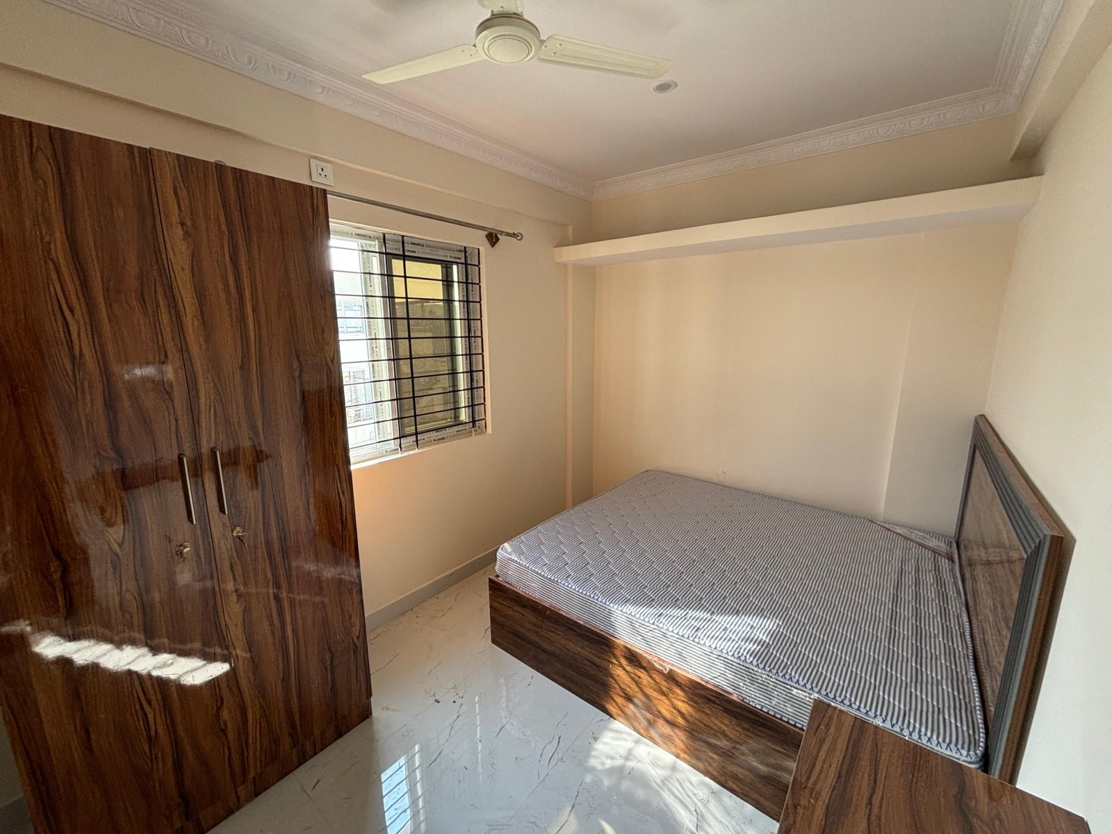 2 BHK fully furnished flat for rent in Koramangala