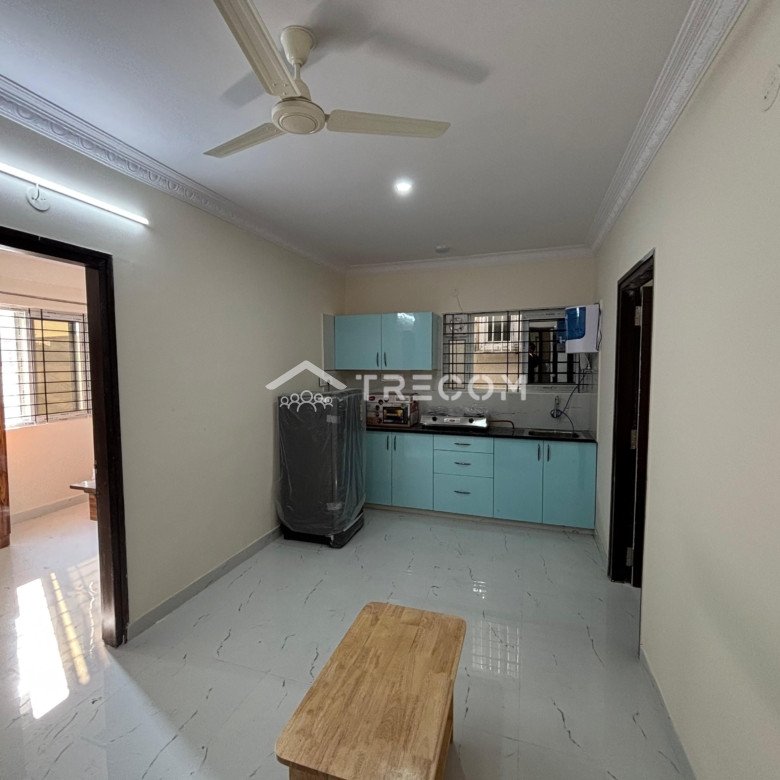 2 BHK fully furnished flat for rent in Koramangala