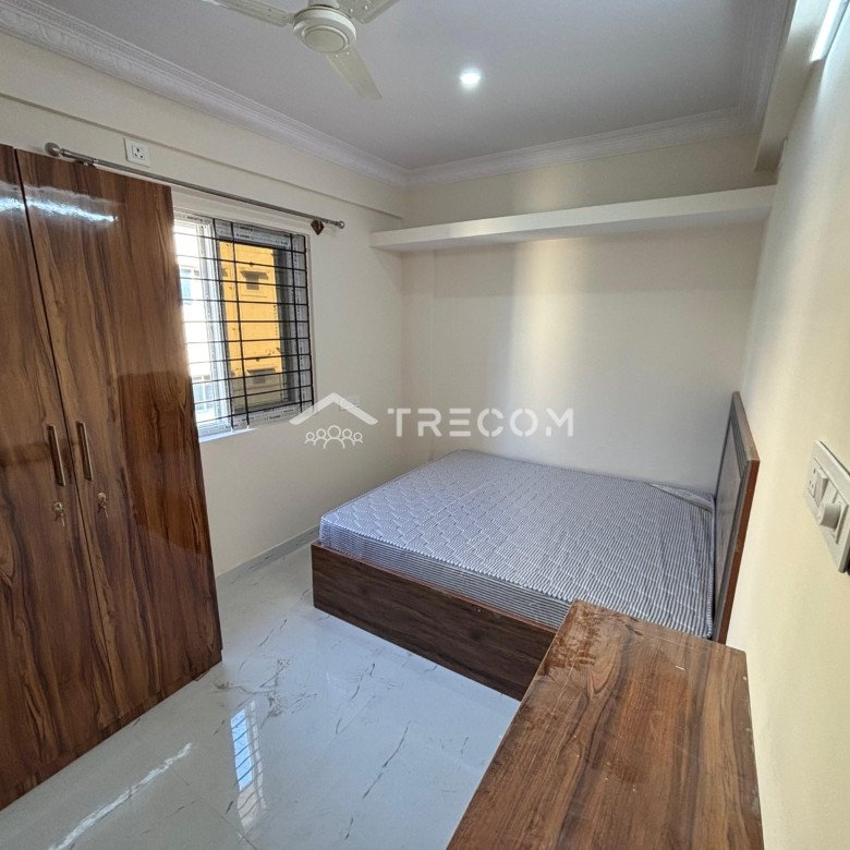 2 BHK fully furnished flat for rent in Koramangala