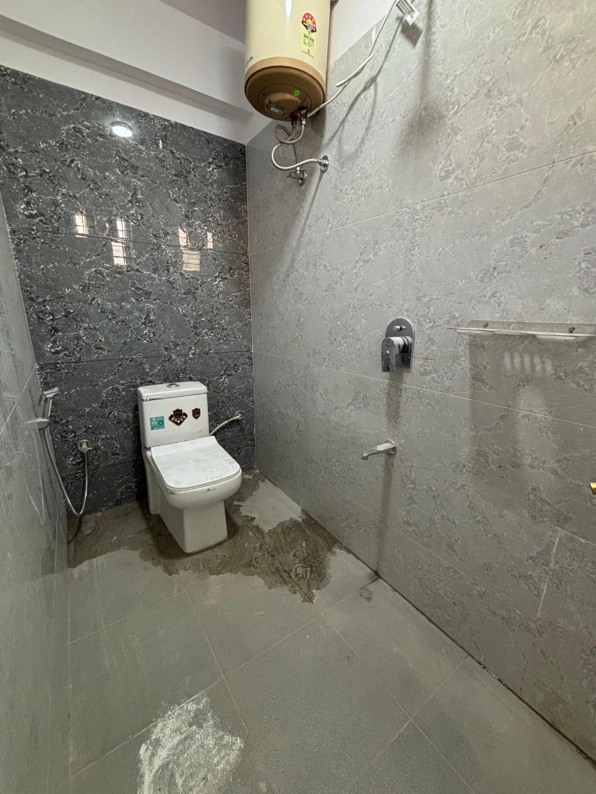 2 BHK fully furnished flat for rent in Koramangala